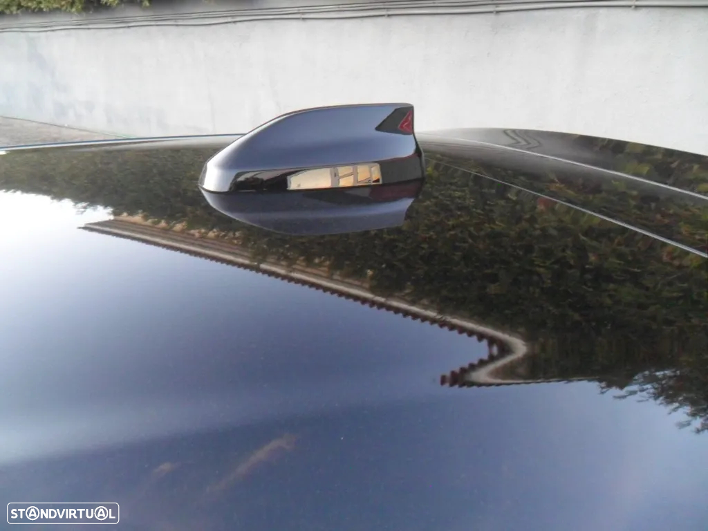 Ford Puma 1.0 EcoBoost MHEV Titanium Design - 23