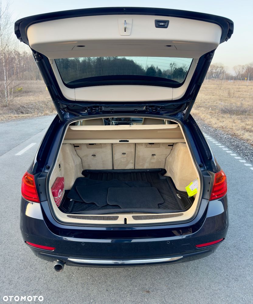 BMW Seria 3 320d Sport-Aut Luxury Line - 16