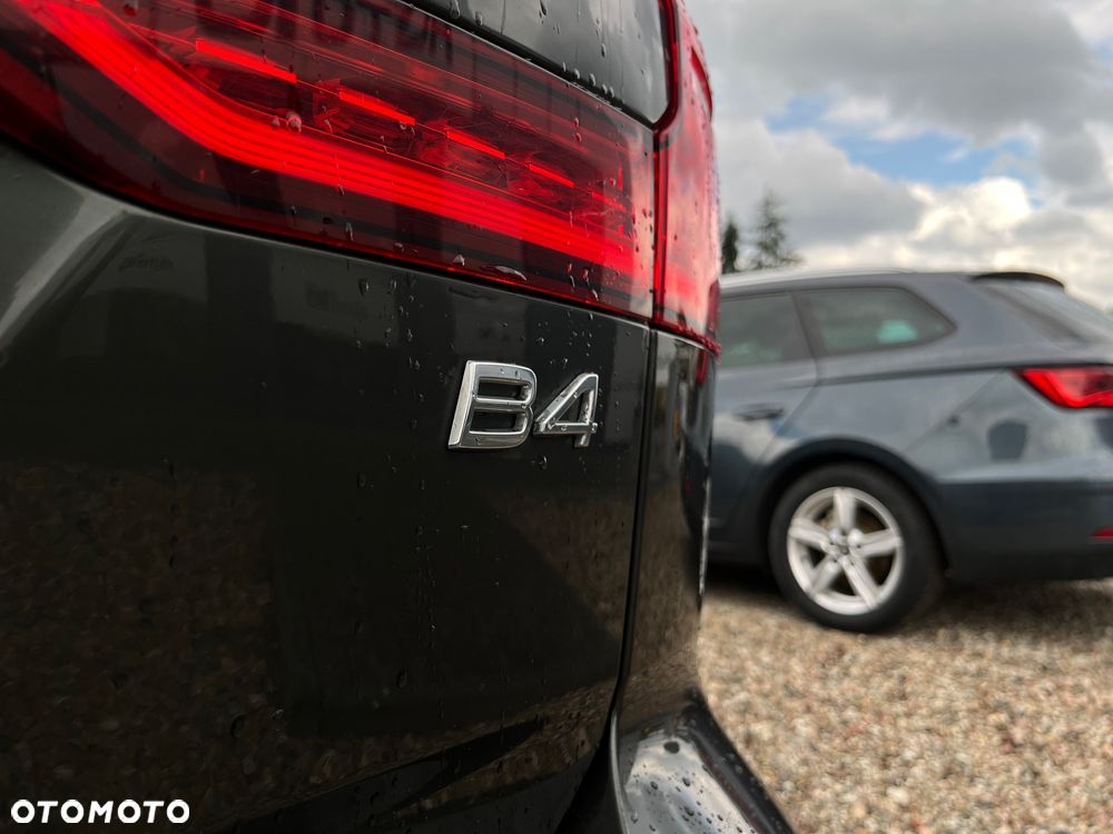 Volvo V60 B4 D Geartronic RDesign - 33