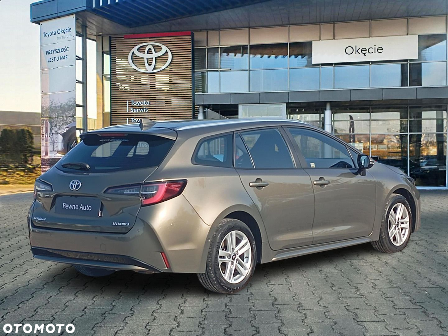 Toyota Corolla 1.8 Hybrid Comfort - 7
