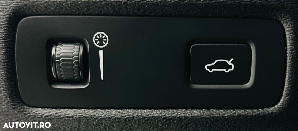 Volvo XC 60 D3 Momentum Pro - 13