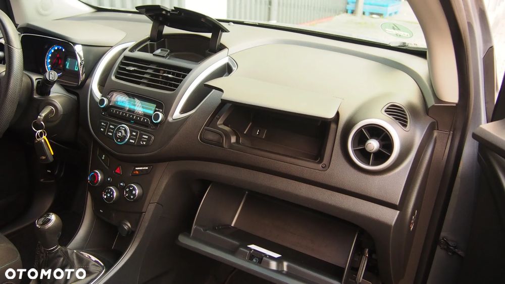 Chevrolet Trax 1.6 LS - 20
