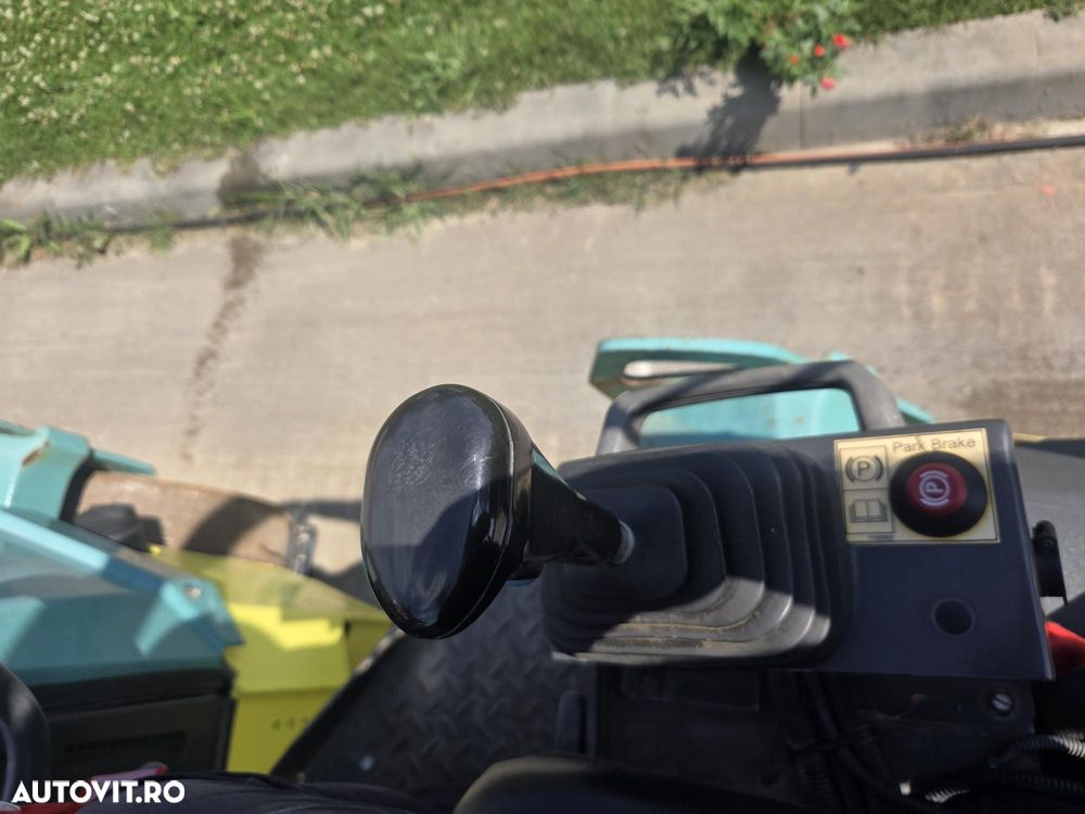 Ammann ARX26, 2,6tone, 2019, 554h, latime tambur 1,2m, motor Yanmar 32CP, lungime 2,35m, CE, sistem stropire, posibilitate leasing 3 ani, STARE FOARTE BUNA, PROMOTIE 19.900 EUR+Tva - 10