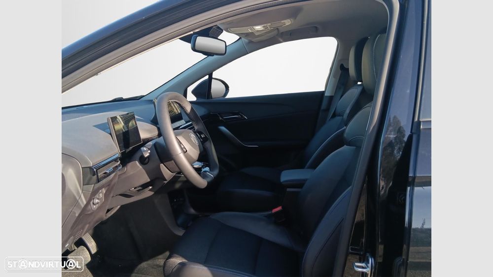 MG MG4 64 kWh Luxury - 17