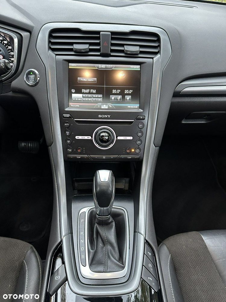 Ford Mondeo - 39