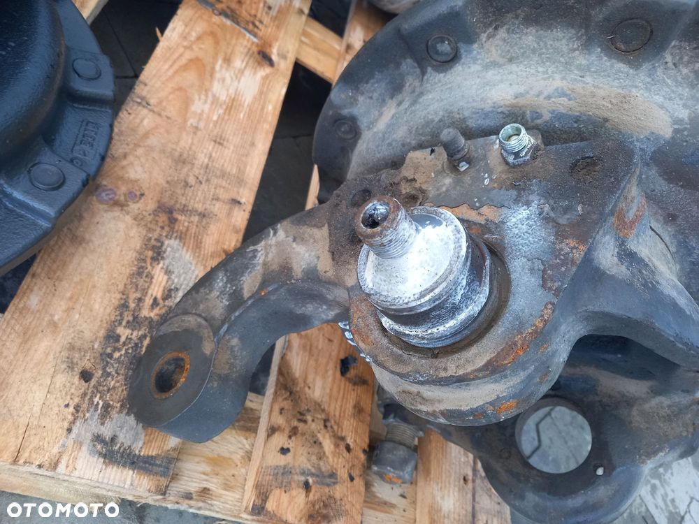 Most przód Carraro 20.29SI 17.041/1 Renault John Deere Claas Arion 530 540 550 620 630 640 650 - 19