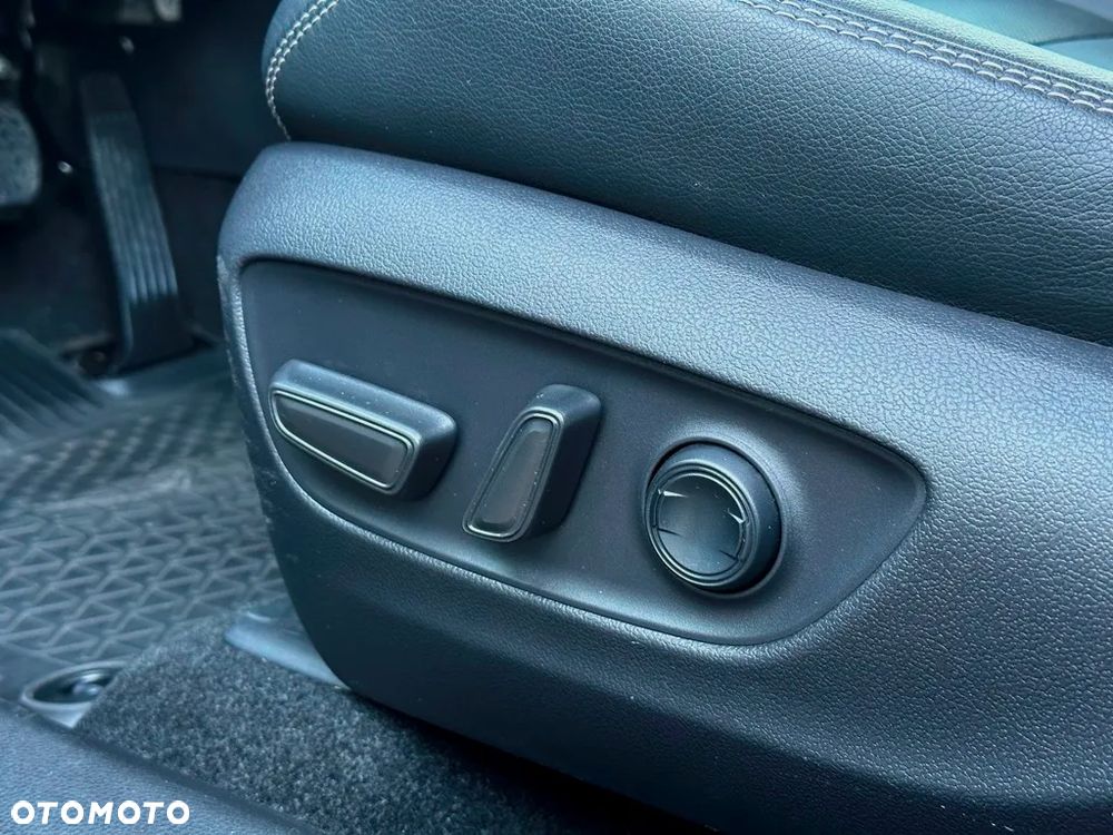 Toyota RAV4 2.5 Hybrid Executive 4x2 - 14