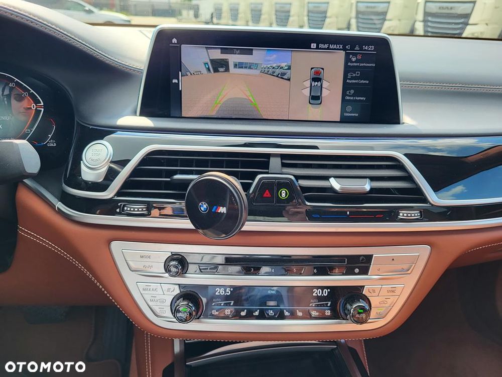 BMW Seria 7 - 23