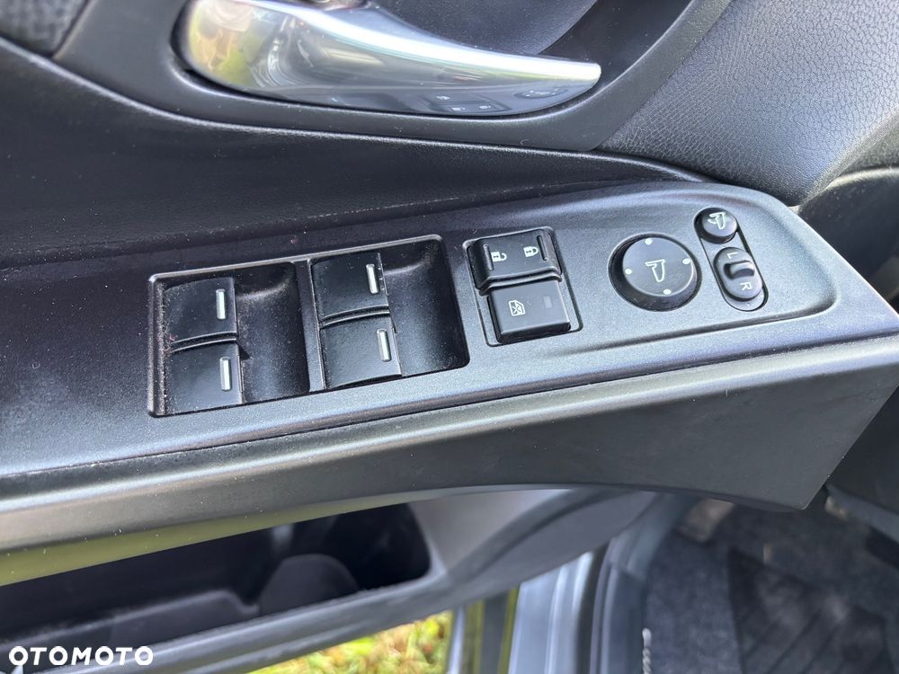 Honda Civic 1.6 i-DTEC Comfort Black Edition - 18