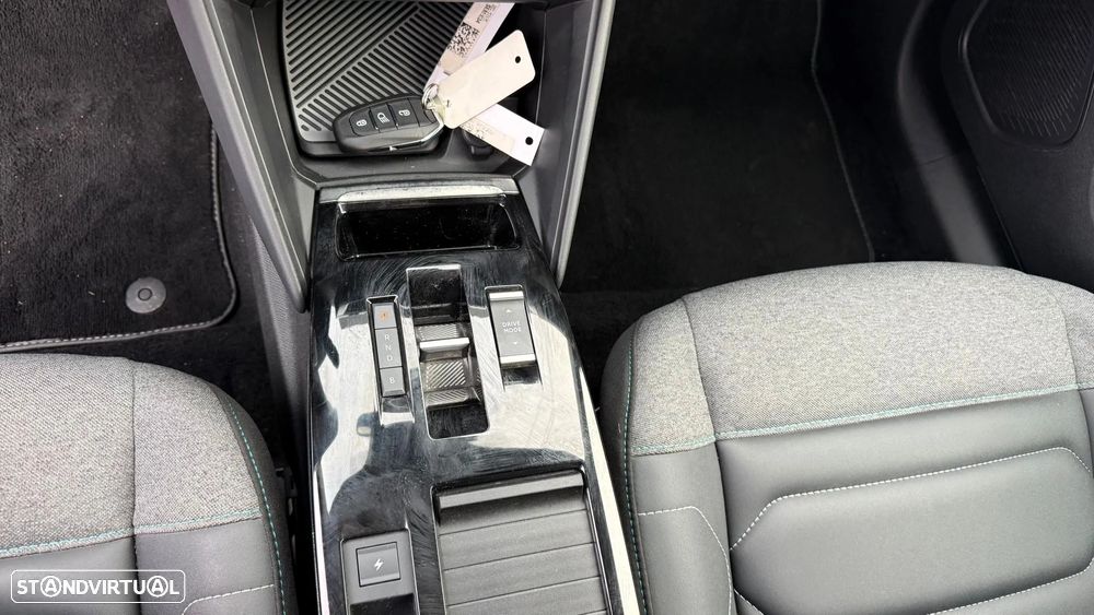 Citroën e-C4 50 kWh Plus - 17