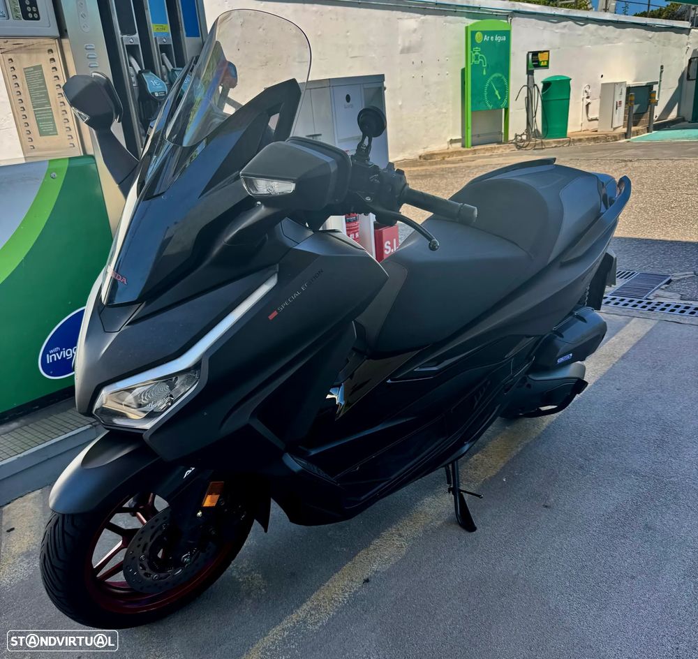 Honda Forza - 1