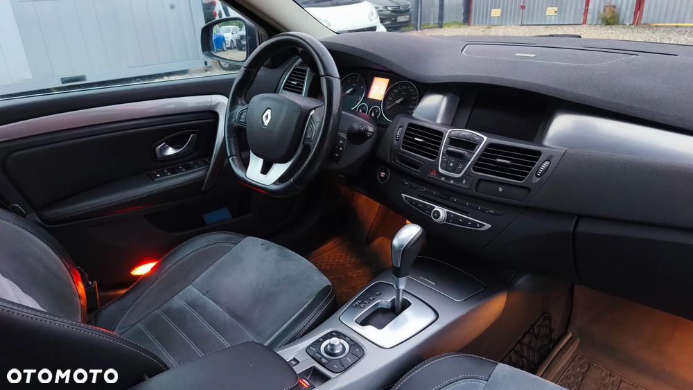 Renault Laguna dCi 175 FAP GT - 26