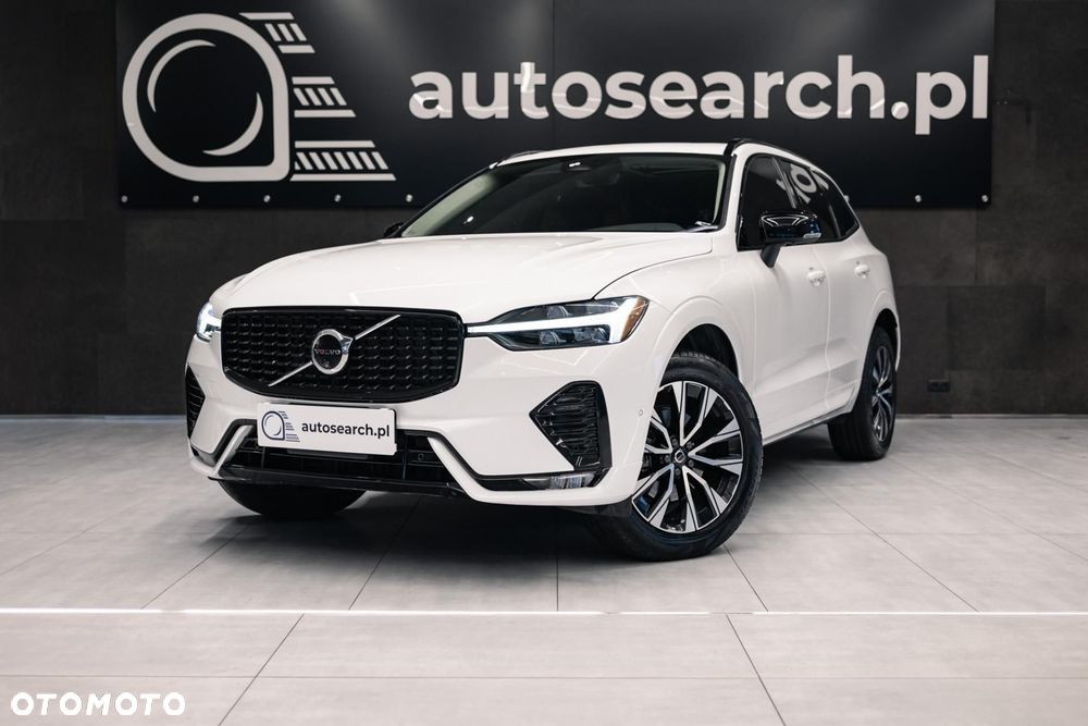 Volvo XC 60 B5 B AWD Plus Dark - 2