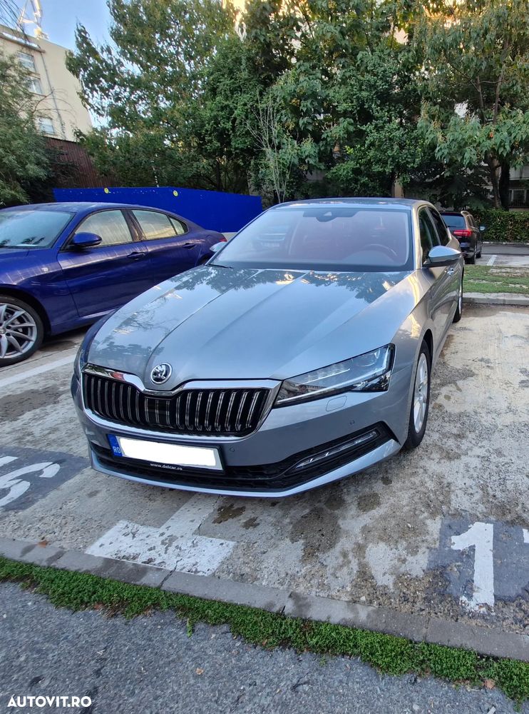 Skoda Superb 2.0 TDI DSG Ambition - 3