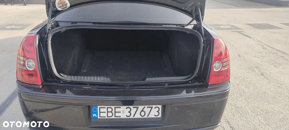 Chrysler 300C 3.0 V6 CRD - 11