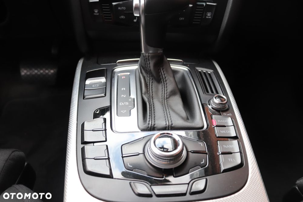 Audi A4 Avant 2.0 TDI DPF multitronic Ambiente - 27