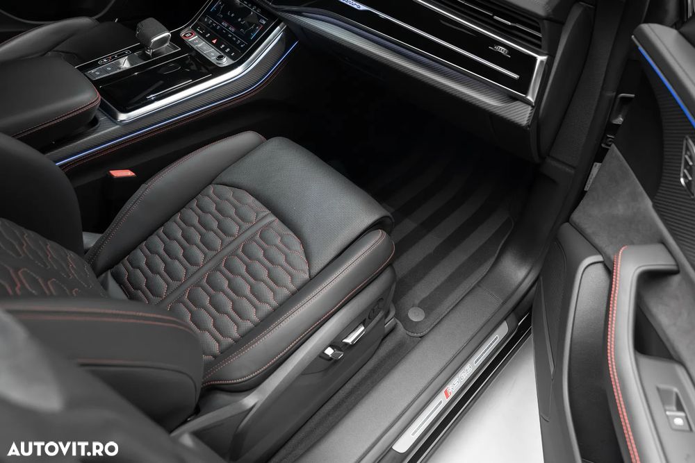 Audi RS Q8 TFSI quattro tiptronic - 37