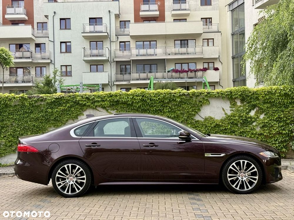 Jaguar XF - 13