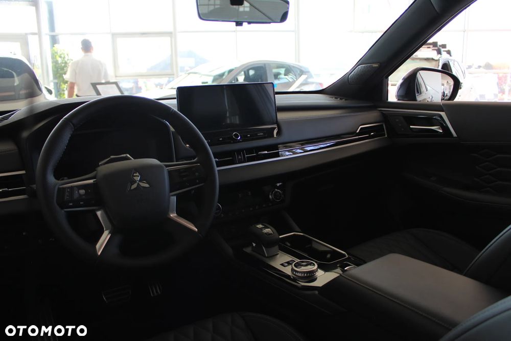 Mitsubishi Outlander Instyle - 14