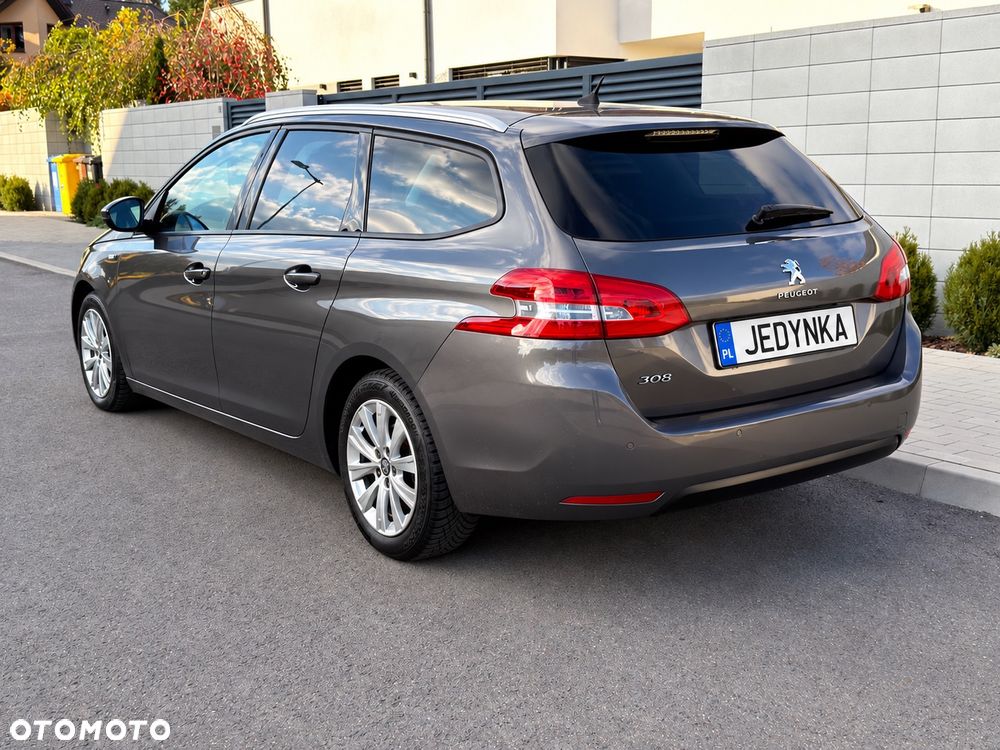 Peugeot 308 2017 photo 3