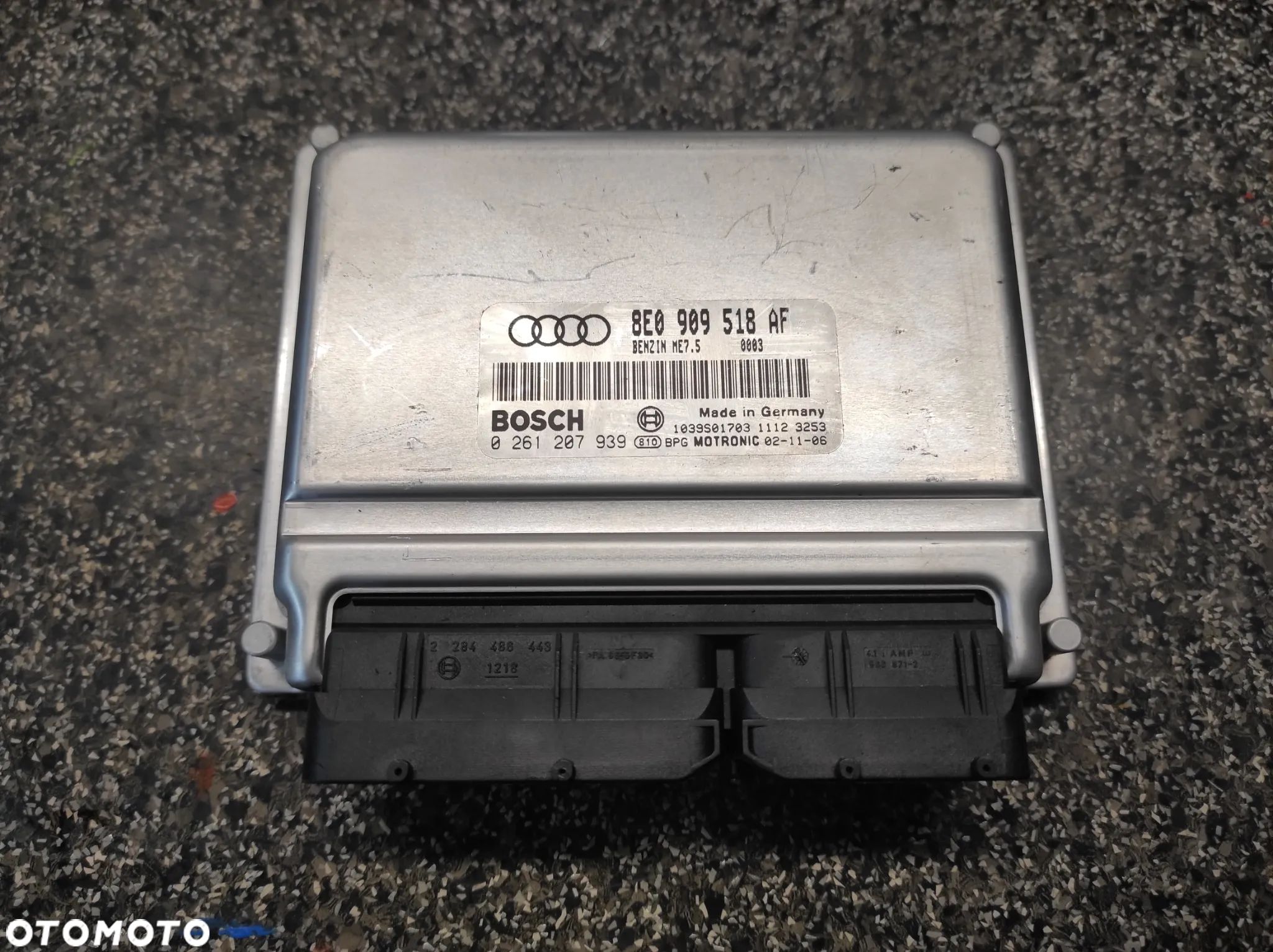 KOMPUTER STEROWNIK SILNIKA 1.8T 8E0909518AF BENZIN ME7.5 0261207939 WYSYŁKA !!! - 1