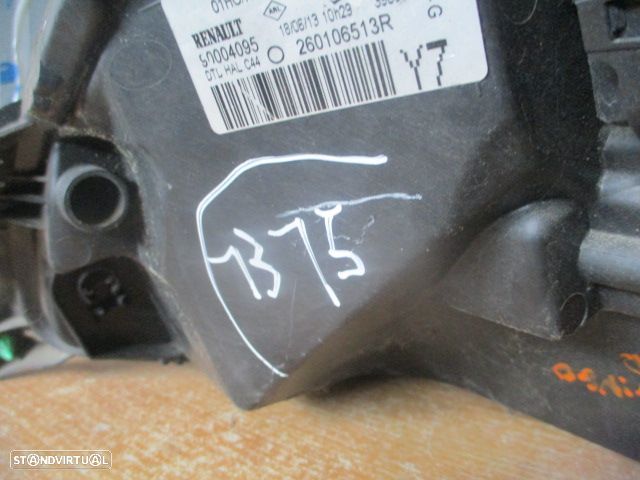 Farol 260106513R RENAULT TWINGO 2 2013 1.2I 75CV 3P VERMELHO Drt H4 VALEO - 4