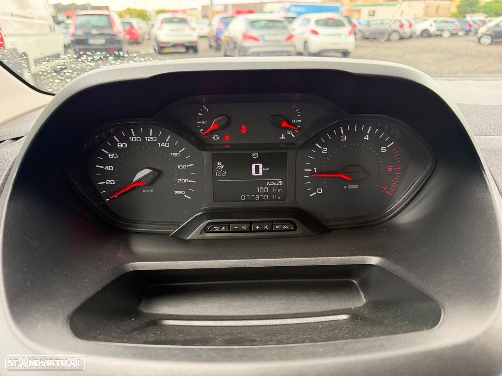 Peugeot Partner 1.5 BlueHDi Premium Standard - 31
