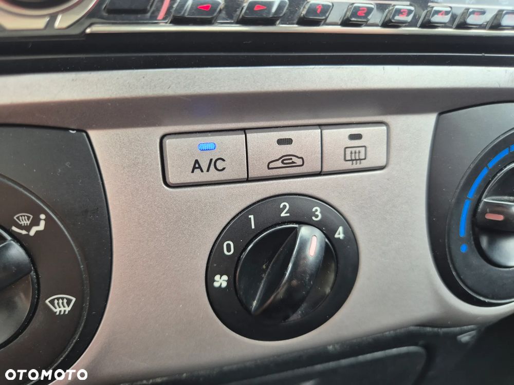 Hyundai i20 - 11