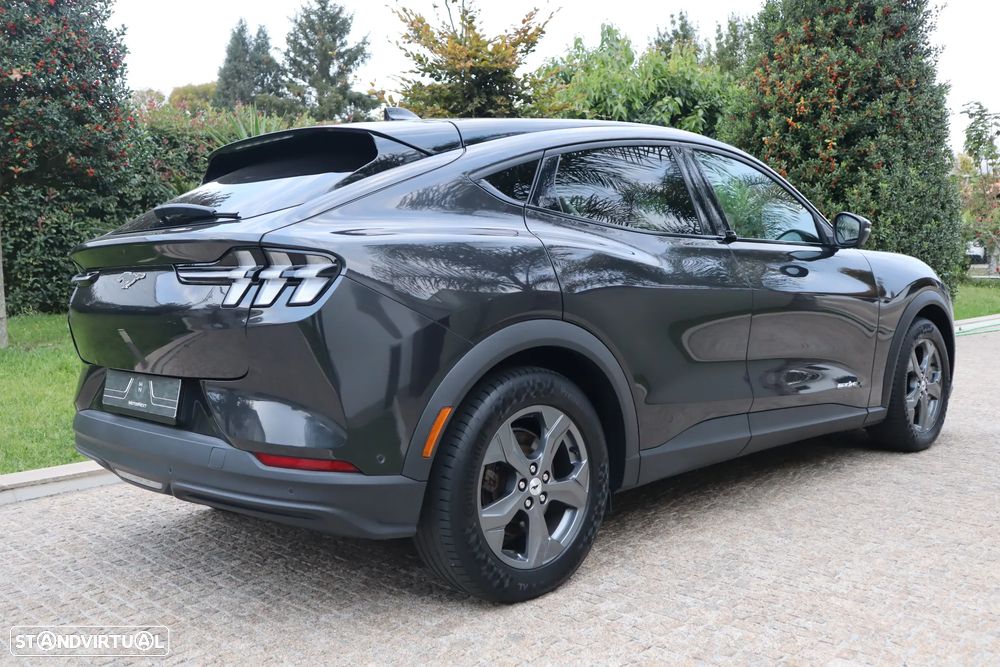 Ford Mustang Mach-E 2022 photo 3