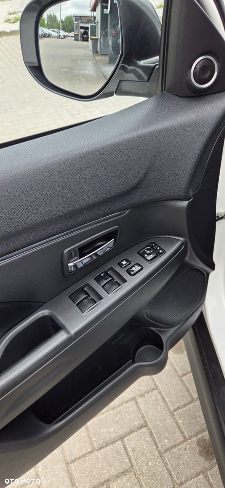 Mitsubishi ASX 1.8 DID Invite 4WD AS&G - 24