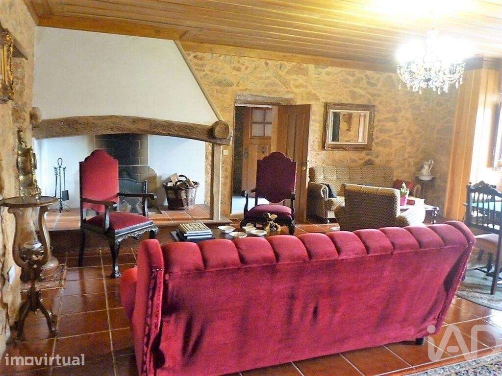 Casa T4 em Fátima de 664,00 m2 - Grande imagem: 3/30