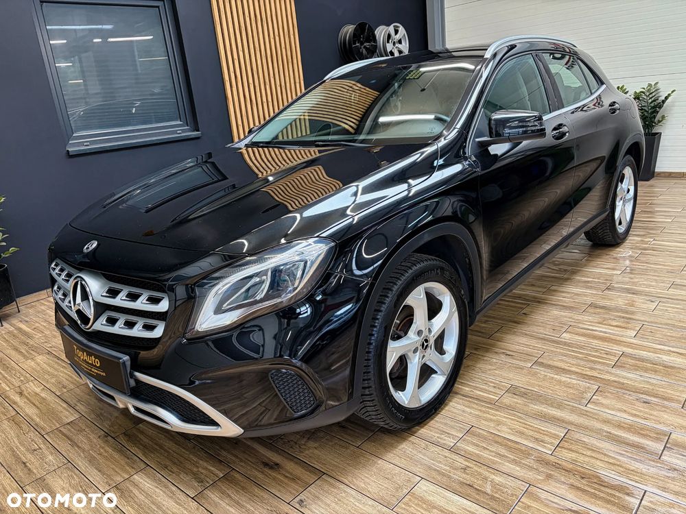 Mercedes-Benz GLA 200 7G-DCT Style - 12