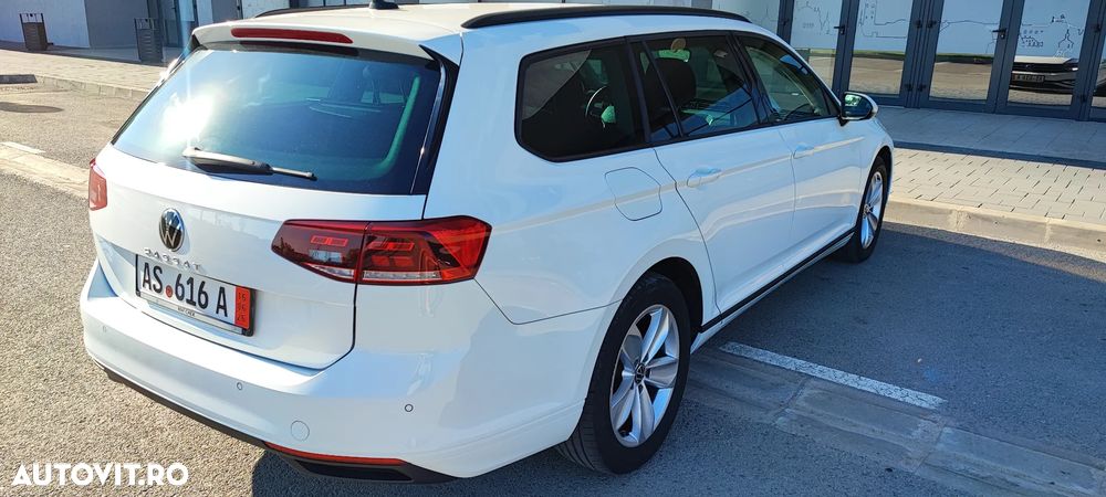 Volkswagen Passat 2.0 TDI SCR DSG Conceptline - 19