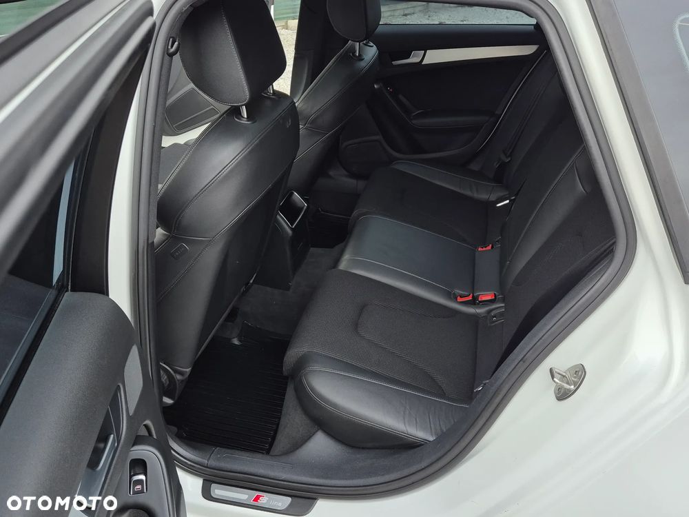 Audi A4 Avant 2.0 TDI DPF S line Sportpaket - 31