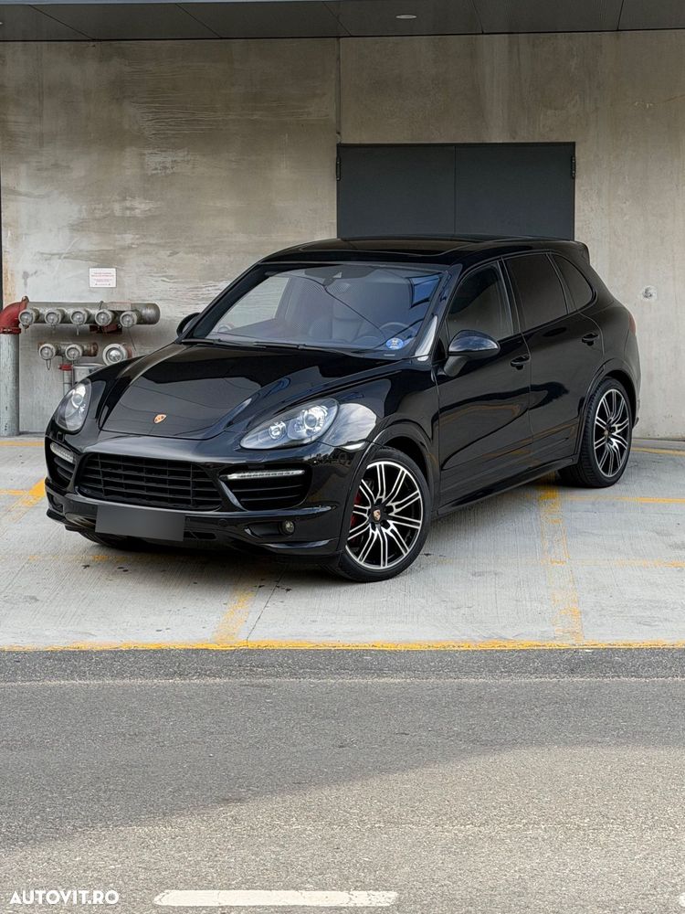 Porsche Cayenne GTS Tiptronic S - 2
