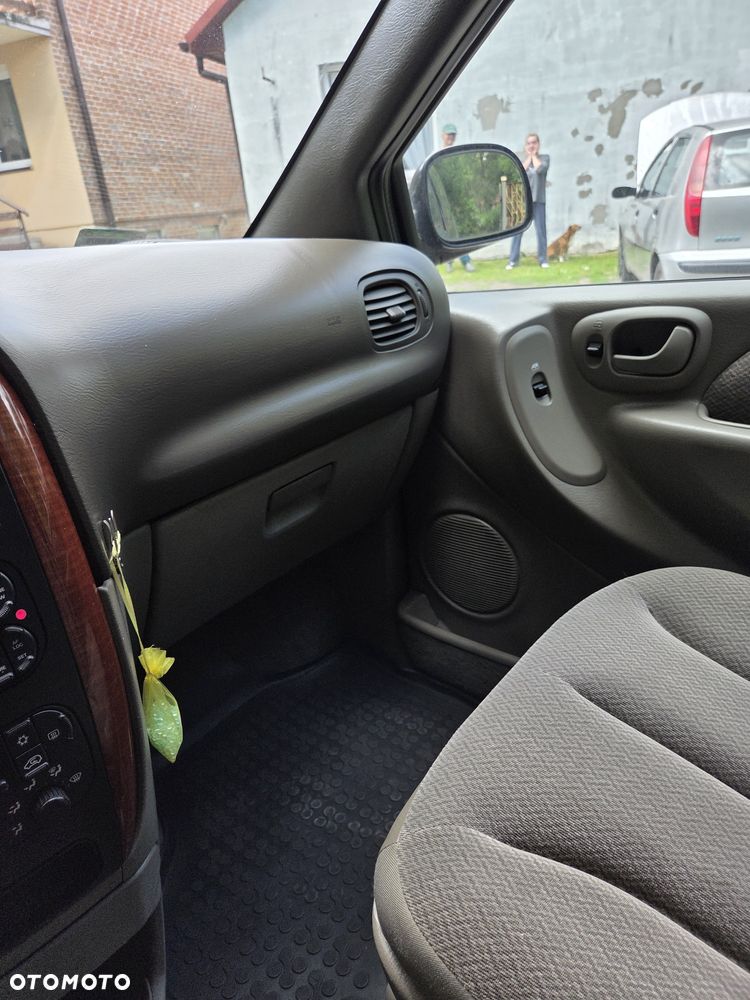 Chrysler Voyager - 7