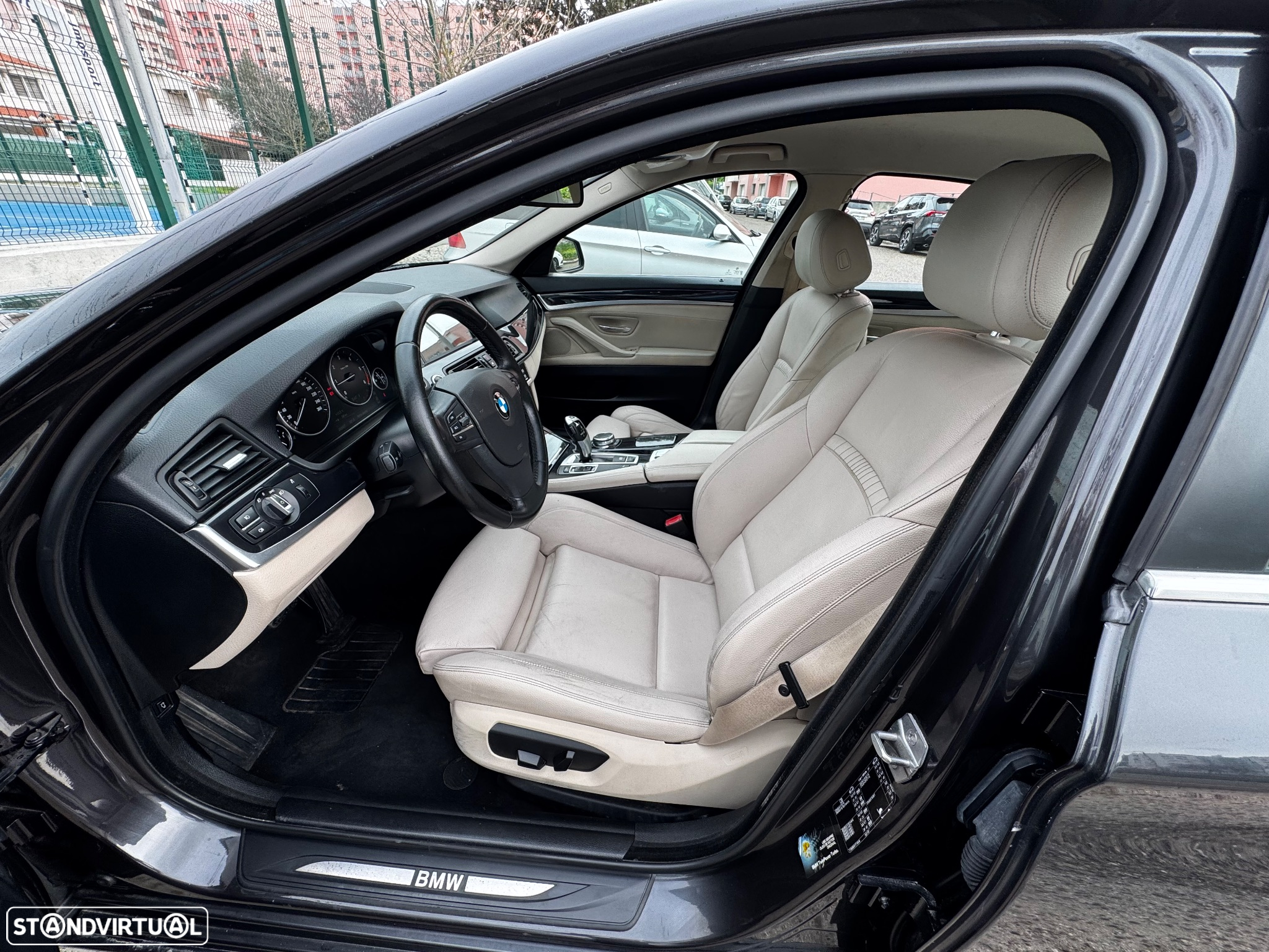 BMW 520 d Line Luxury Auto - 10