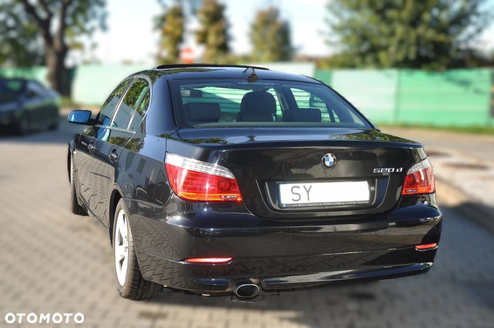 BMW Seria 5 520d - 3