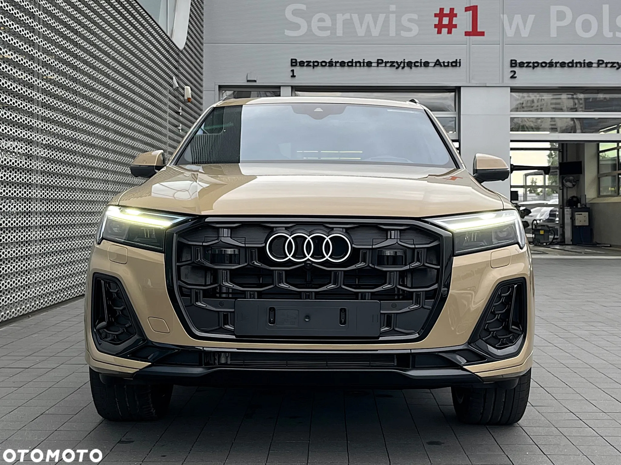 Audi Q7 - 8