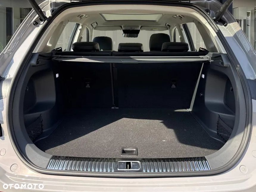 Hongqi HS5 2.0T Executive AWD - 11