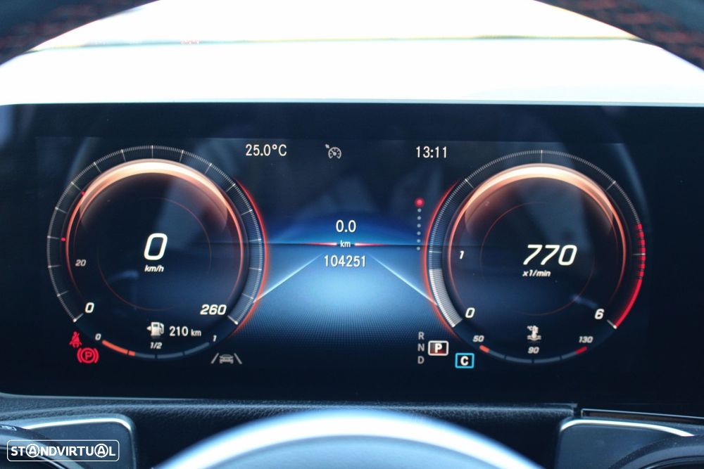 Mercedes-Benz GLB 180 d AMG Line - 26