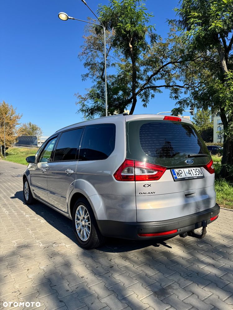 Ford Galaxy - 25