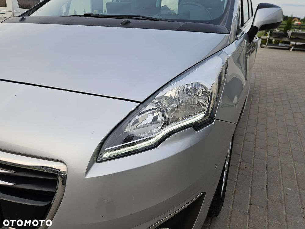 Peugeot 5008 e-HDI FAP 115 EGS6 Stop&Start Allure - 31