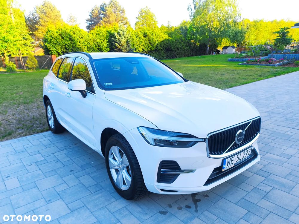 Volvo XC 60 B4 B Momentum Pro - 2