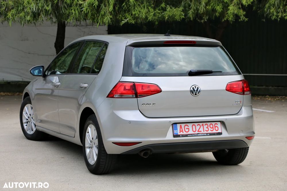 Volkswagen Golf - 3