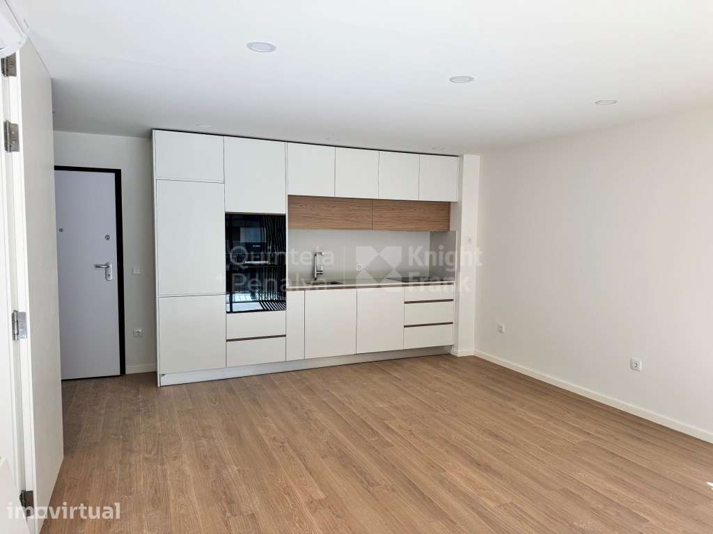 Apartamento T1 com varanda em Matosinhos Sul - Grande imagem: 4/26