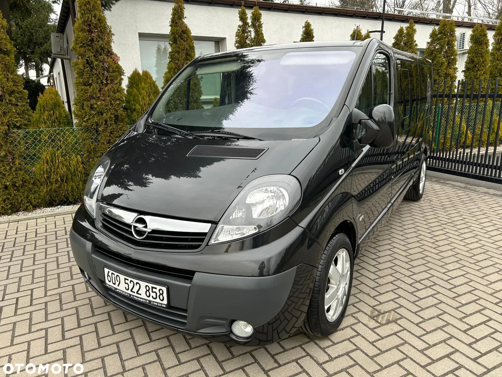 Opel Vivaro 2.5 CDTI L2H1 Life - 27