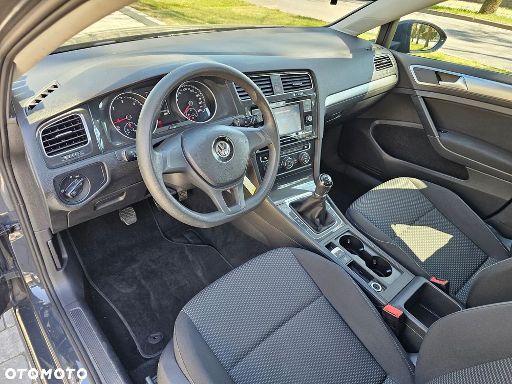 Volkswagen Golf 1.6 TDI BMT Comfortline - 16