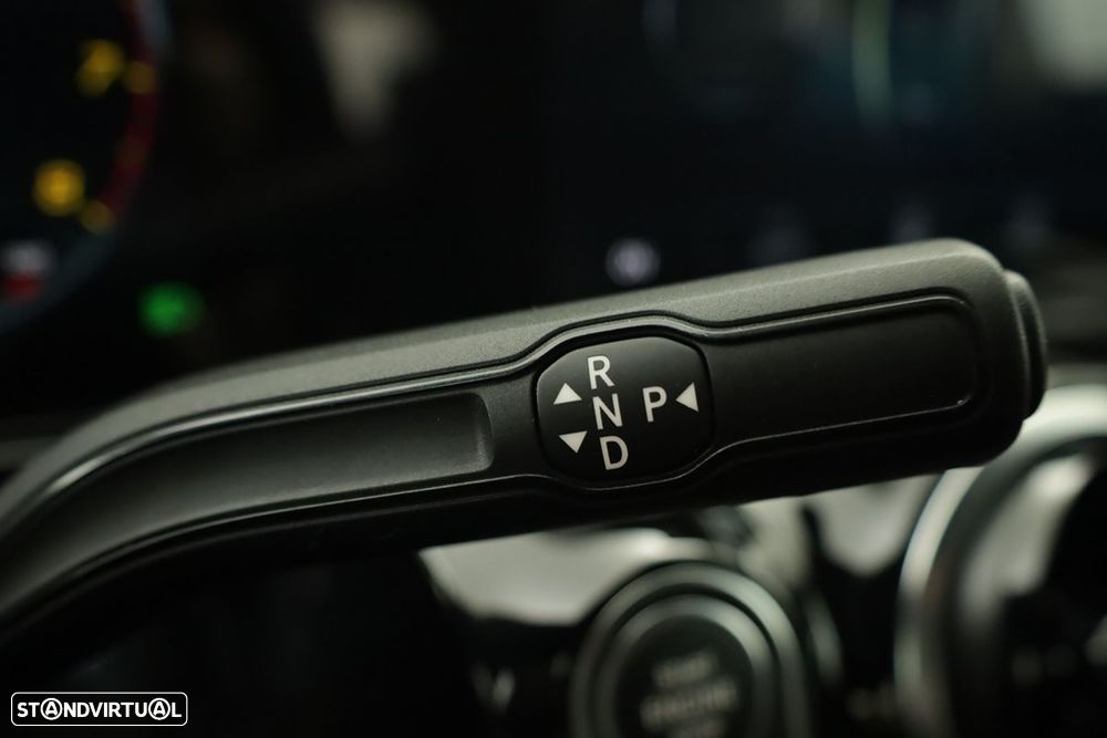 Mercedes-Benz GLA 200 AMG Line - 17