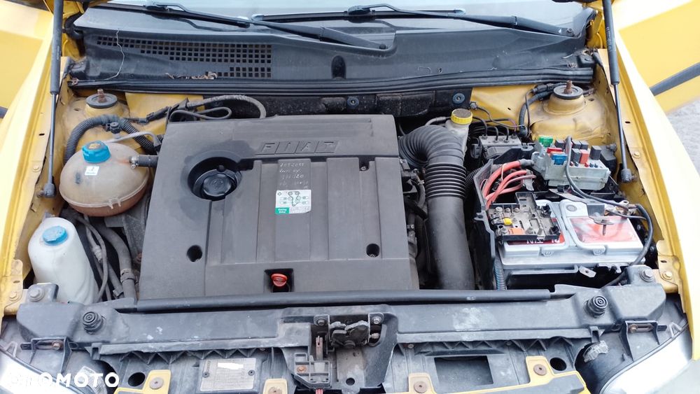 Tylko Części Fiat Stilo 1.8 16V 192A4000 133KM 98kW hb 3d 01r–04r lakier 258/A - 10
